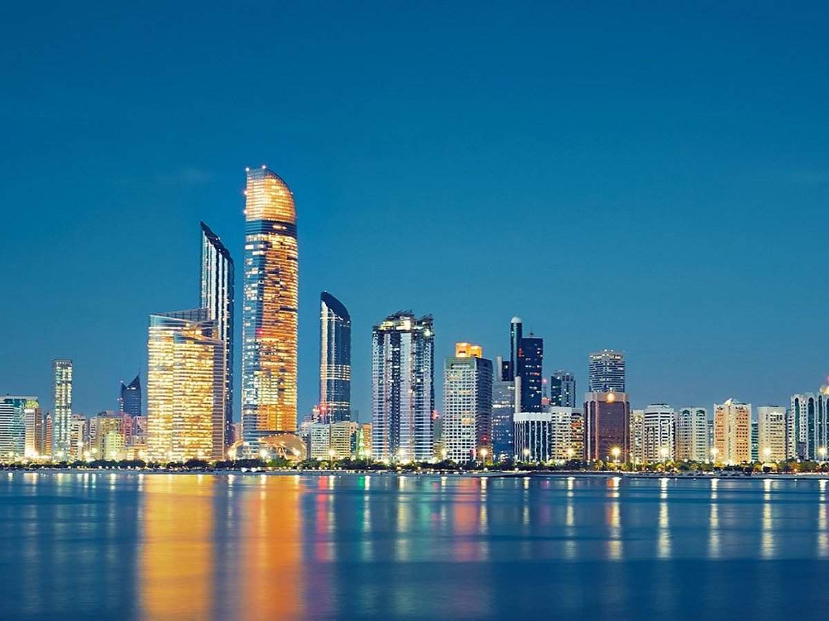 الإمارات الأولى بين الوجهات الناشئة لمكاتب العائلات الثرية عالميا