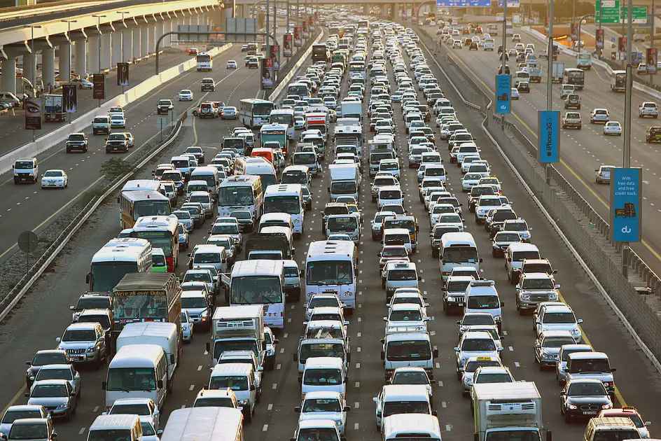 Some Dubai Schools Open to Shifting Class Timings to Ease Traffic