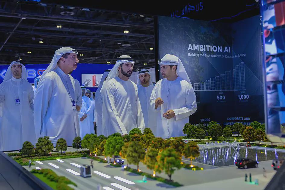 حمدان بن محمد يعلن هدف استقطاب 1000 شركة إلى حرم دبي للذكاء الاصطناعي بحلول 2030