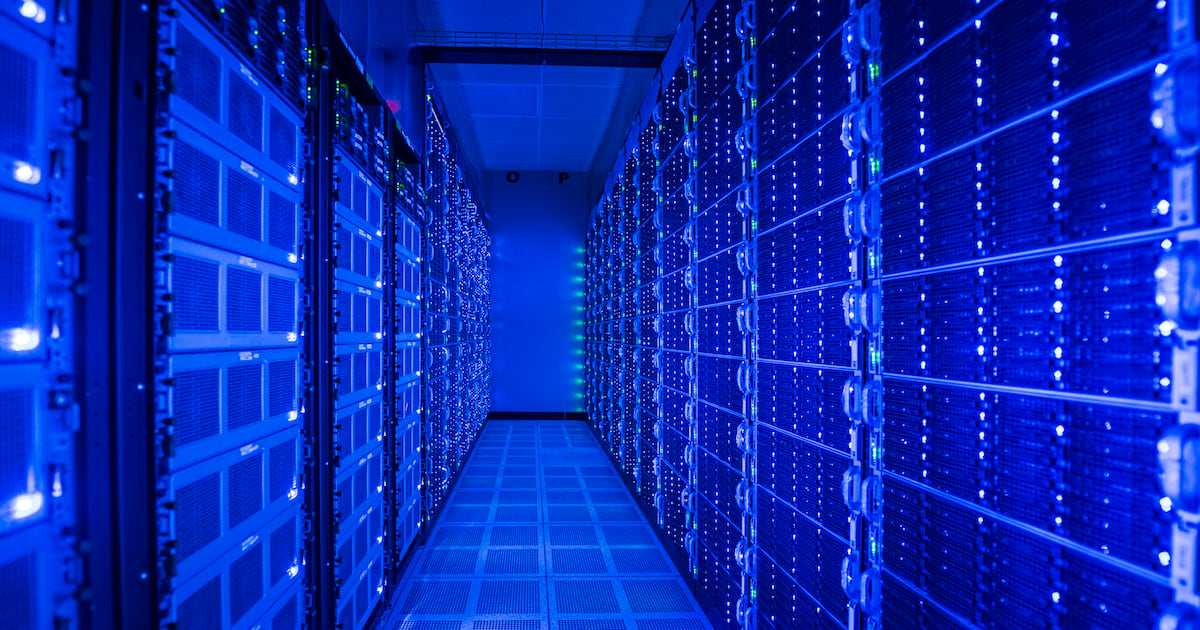 أوراكل توسع مراكز بياناتها في الإمارات والسعودية مع تصاعد الطلب على الذكاء الاصطناعي